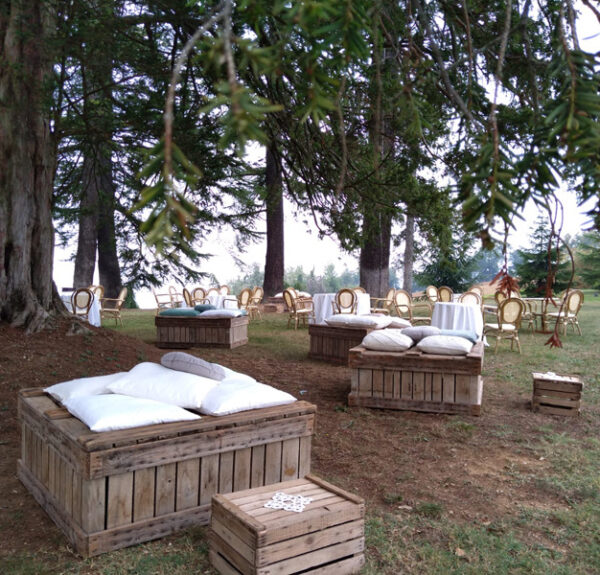 Cassoni Legno con Cuscino