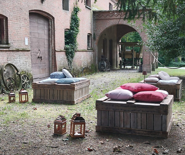 Cassoni con Cuscini
